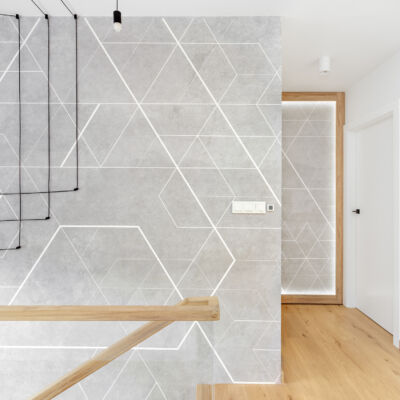 AFG Studio - architektura wnętrz -dom Gliwice 2 - klatka schodowa - korytarz